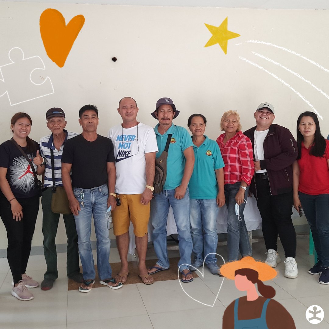 genhopeph's tweet photo. Spreading HOPE requires consistent teamwork, and that’s exactly what our GenSan family did across our partner communities! They conducted a forum to discuss our agriculture initiatives, opened the floor for feedback, and even introduced our new carbon sequestration program ✨ https://t.co/PmcJwgSyO4