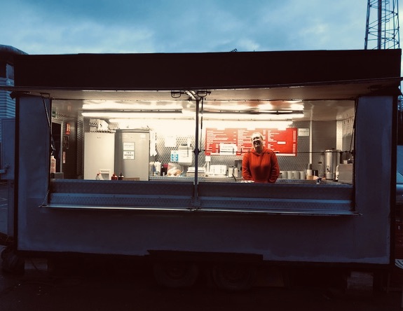 gwylwalgoch's tweet photo. Early start for the team this morning @walgochwrecsam #TimCymru2022 #TeamWales2022 #TheRockingChair #FocusWales https://t.co/bw2R3sweNA