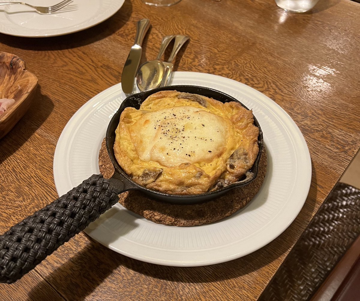 fyk914's tweet photo. 🍽🤍 https://t.co/IdImW3KoH0