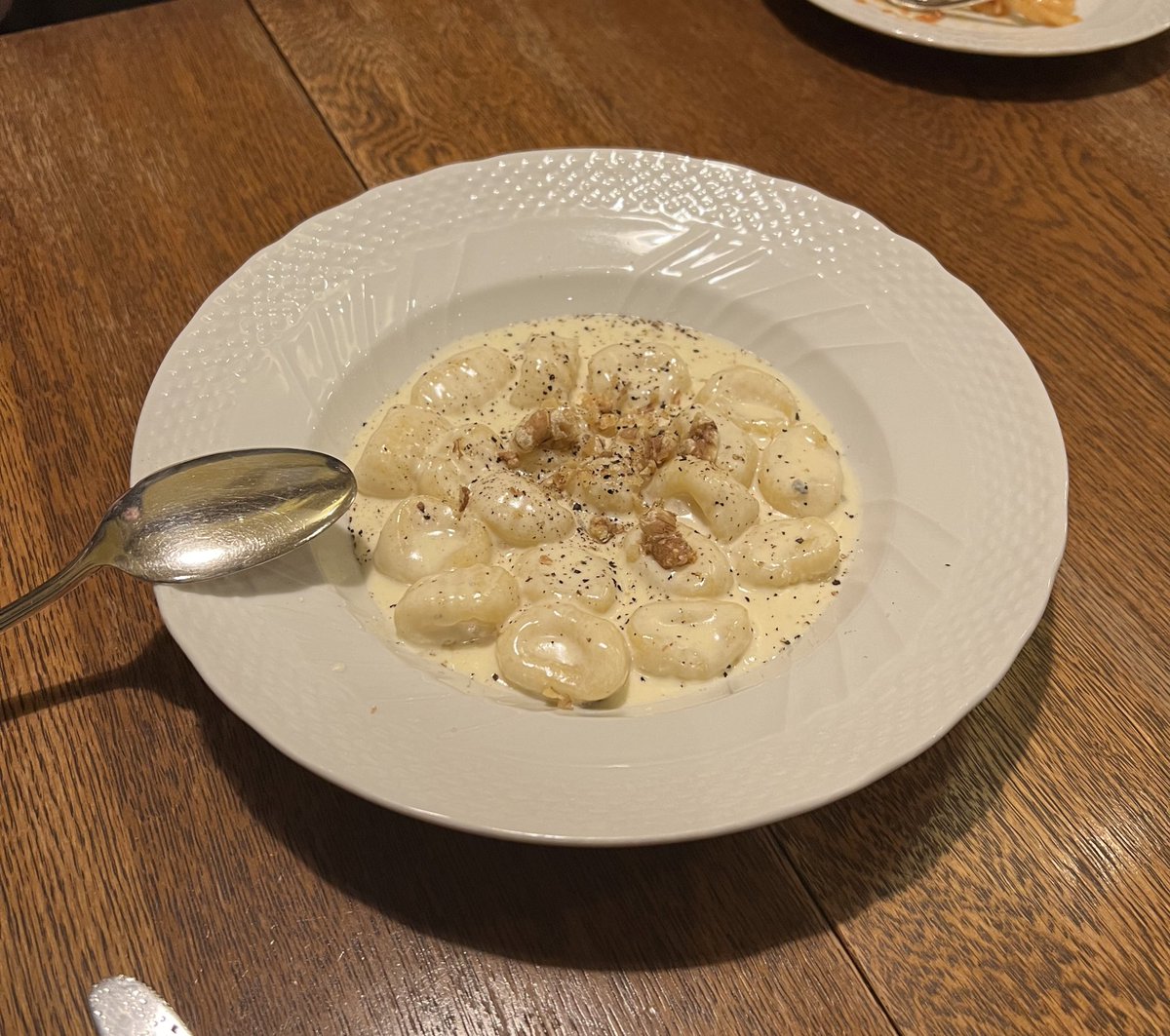 fyk914's tweet photo. 🍽🤍 https://t.co/IdImW3KoH0
