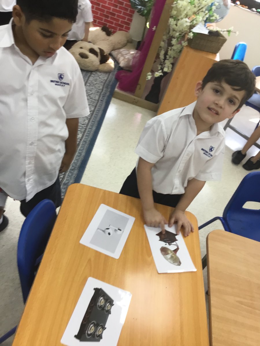 ikrishnasanal's tweet photo. History is fascinating! @BSMuscatY1 looked at historical sources and how they have evolved into things we recognise.  #History #year1 #connectionfinding @BSMuscatPriDHTL https://t.co/DricaNoFGQ