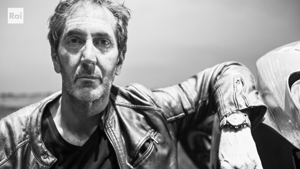 “È stato incredibile: per essere fruibile, il teatro in tv aveva bisogno che la macchina cinematografica ci entrasse dentro”.
@PaoloCalabresi in "Qui e Ora"