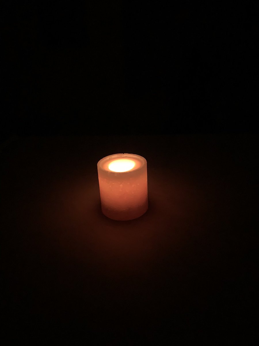himandum's tweet photo. ぼわり
＃皆既月食
＃天王星食 https://t.co/mLUKlIk1sQ