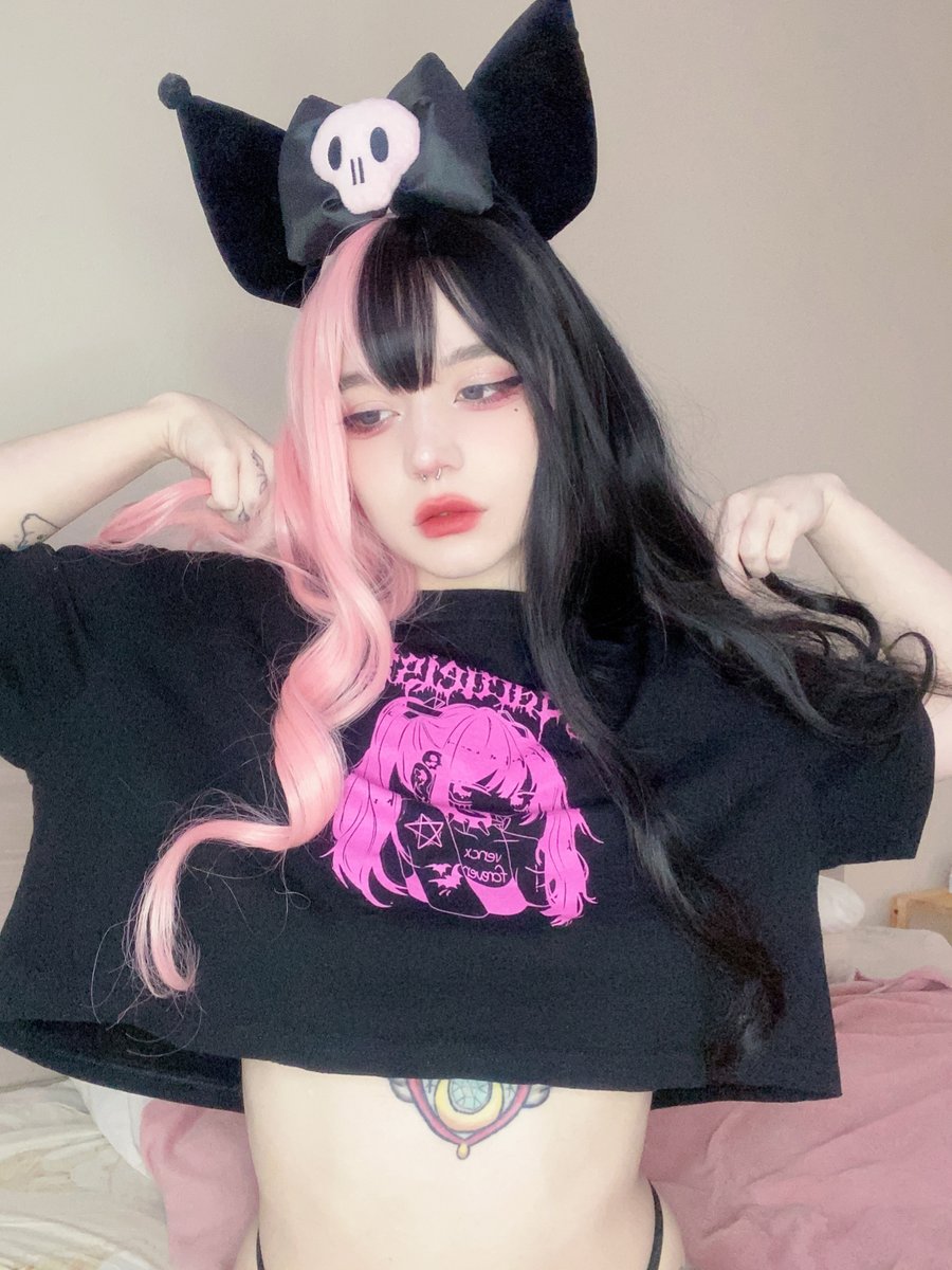 peachyyankiiof's tweet photo. heeey, let`s chill together, boi <333

BLACK FRIDAY SALE ON F@NSLY - link below uwu https://t.co/Cf1zdstjtH