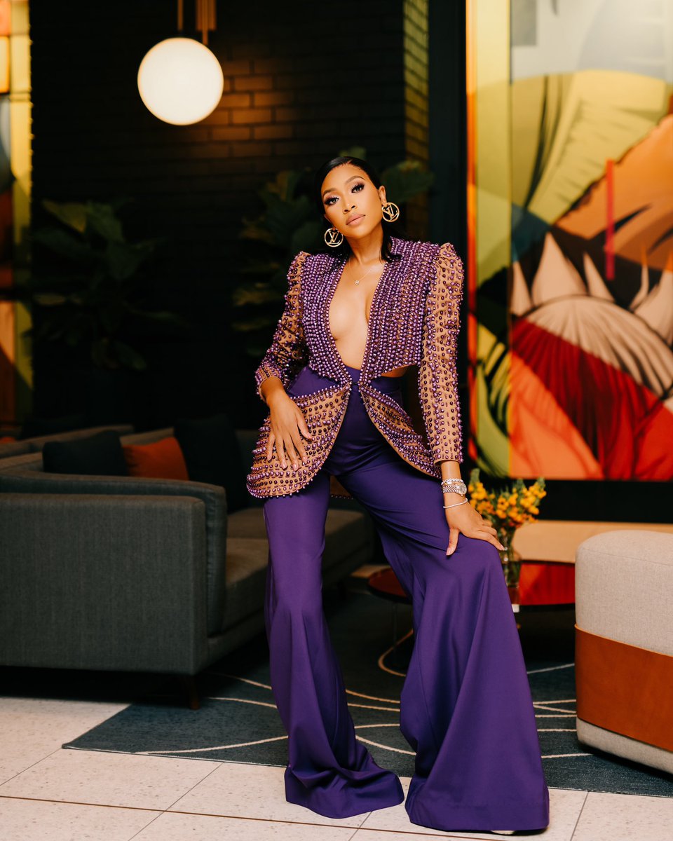 bluembombo's tweet photo. I am Blue Mbombo 💜 https://t.co/sbjGB4gc6A