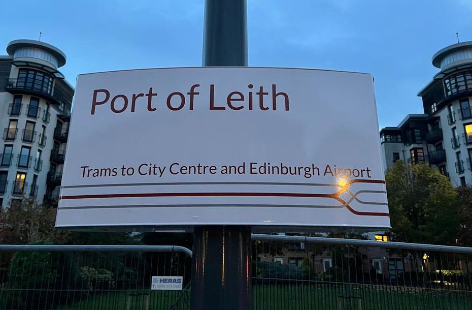 SOSLeith's tweet photo. The Shore and Port of Leith Stops. Some nicely (re-re-re)laid concrete and tracks, part of the (unintentional) brutalist art look.
#tramspotting not #trainspotting #chooselive #chooseleith #leith #tramstonewhaven #brutalistart #Edinburgh https://t.co/DIGujqSWUO