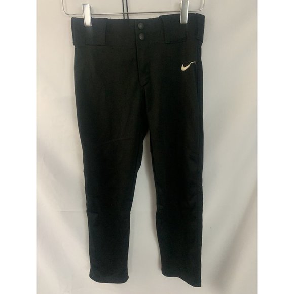 KransSarah's tweet photo. So good I had to share! Check out all the items I'm loving on @Poshmarkapp from @keylimeboutique #poshmark #fashion #style #shopmycloset #nike #lululemonathletica #dooneybourke: https://t.co/uBbOC9FpeP https://t.co/Q5a3WpyRmE