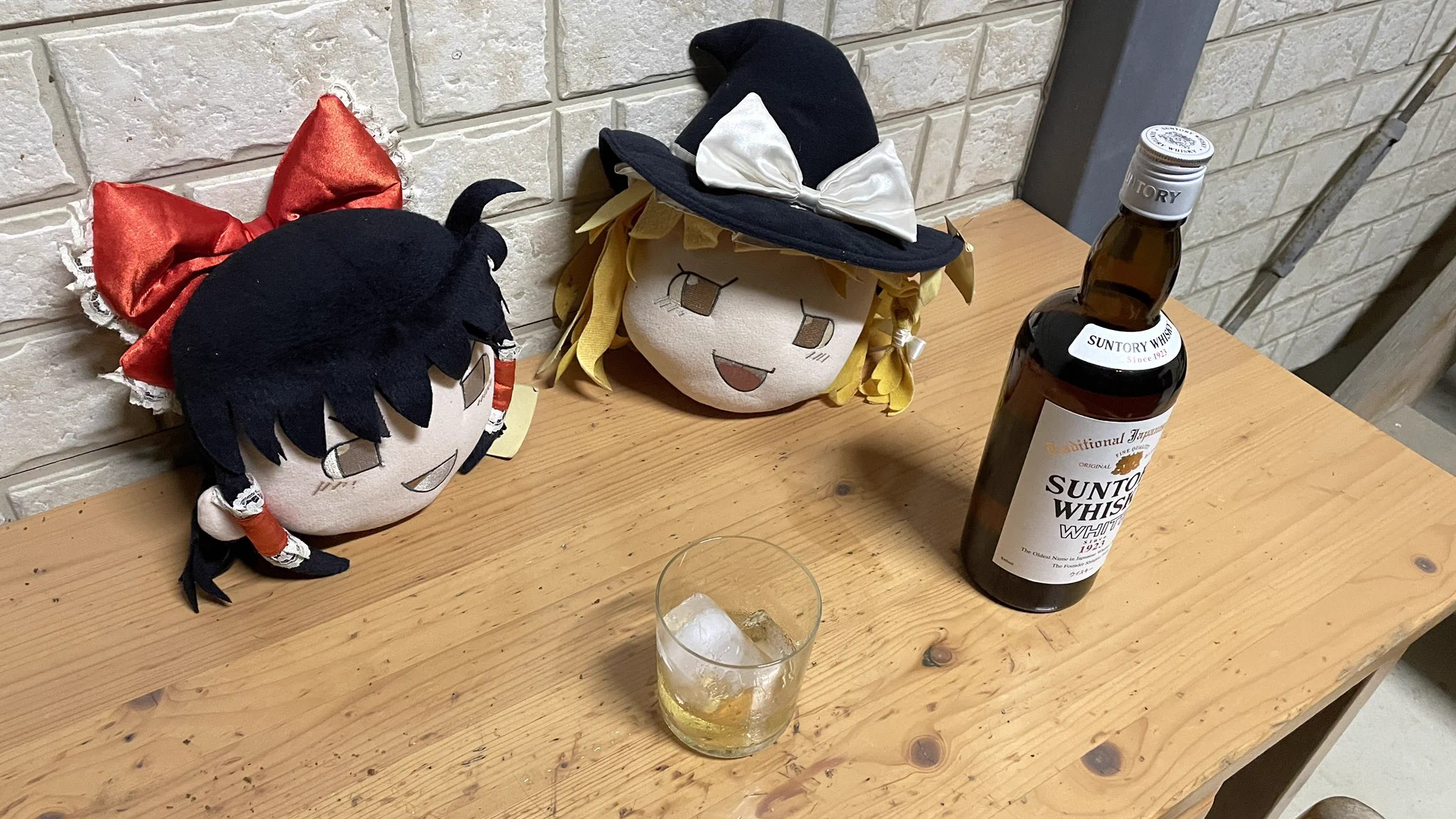 月からの愛を
ウチのガレージで受け止めて
方角的にいつものアングルで撮れないよクソ
#皆既月食2022  
