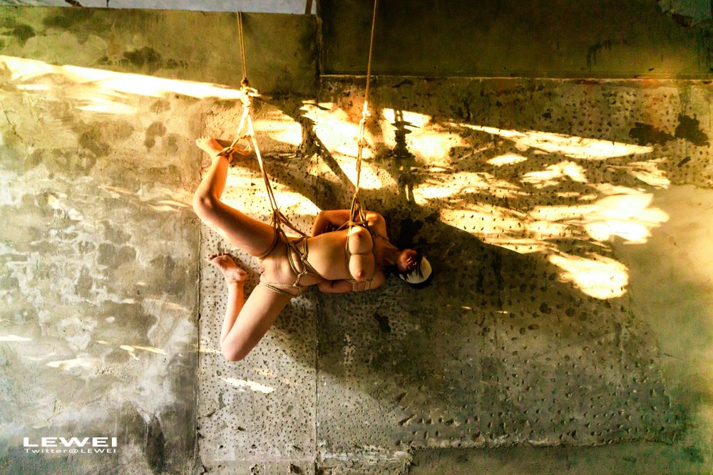 长沙烂尾楼4～
出镜：@tanhuan_
@BabyCatDogCamel

#LEWEI #Shibari  #BabyArt #ChinaBondage #ChinaArt #Bondage
#广州约拍 #废墟捆绑
各类主题创作拍摄欢迎私我约拍～
投稿：
@Fengsiyuan
@tbzt3623
@ZHOUSHUREN_ https://t.co/j3F7dUcpm5