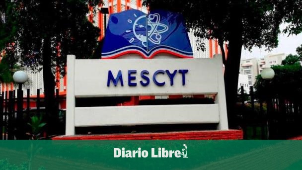 DiarioLibre's tweet photo. 📚 | #EducaciónDL | Bajarán los estándares para ingreso a la carrera de docentes de excelencia

🔗 https://t.co/jyUIqYHNu4

#DiarioLibre #Mescyt #DocentesDeExcelencia #Normativa #Educadores https://t.co/XjpY3lk4QK