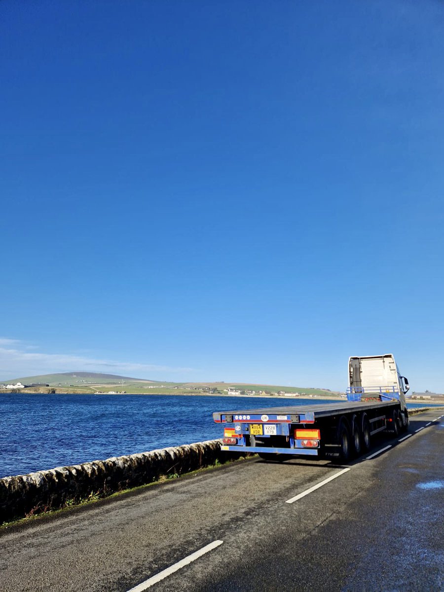 InsightTrans's tweet photo. Shipping fenders delivered into sunny Orkney islands this week☀️🏴󠁧󠁢󠁳󠁣󠁴󠁿 #Marine #Logistics #Transport https://t.co/ibhTgGtdT4