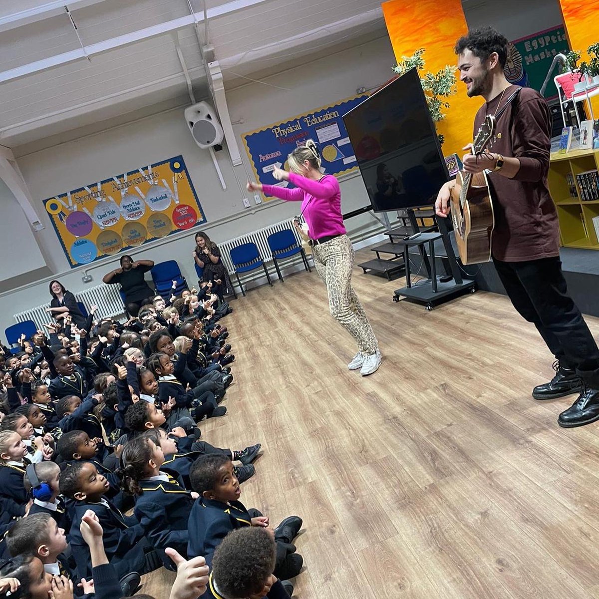 ColerainePark's tweet photo. What an inspirational morning at #HPACP with #FrontRowMusic leading us in song! A great way to start any day! 🎶🎵 https://t.co/9iazuyTXtq