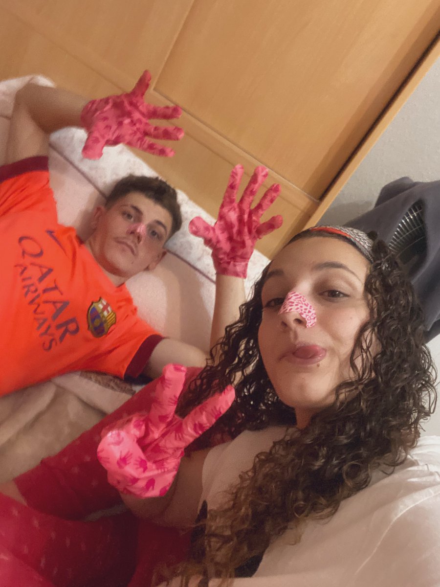 andreah_2315's tweet photo. 🧖🏻‍♀️🧖🏻‍♂️ https://t.co/kloM0I1Pf5