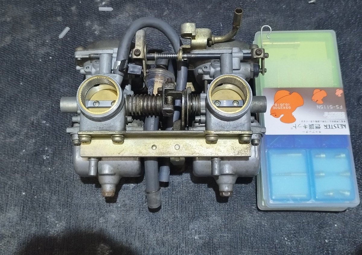 □ FS-5115N GSX250E GJ51B GJ51E キャブレター リペアキット キー