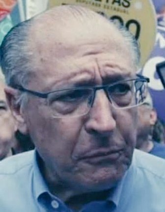 Pelitchetsk's tweet photo. Tenho certeza que @lula foi apenas um testa de ferro para tirar o @jairbolsonaro da presidência. Porque se o establishment dependesse do carisma de @geraldoalckmin para isso, seria um fracasso.
#carismadepastel https://t.co/NSy4VbYc94