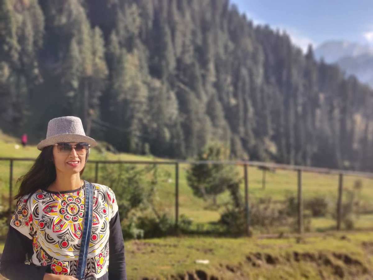 SingerKousalya's tweet photo. #nofilerneeded #singerkousalya #kousalya #kousalyapotturi #kashmir #tour #india #jammukashmir #kashmirdiaries #pahalgham https://t.co/VwLe0HxwJu