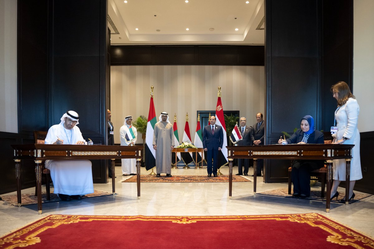 Office Of The UAE Special Envoy For Climate Change (@uaeclimateenvoy) on Twitter photo In the presence of HH <a href="/MohamedBinZayed/">محمد بن زايد</a>, President of the #UAE, and HE President of #Egypt, <a href="/AlsisiOfficial/">Abdelfattah Elsisi</a>, <a href="/Masdar/">Masdar</a>, along with their Infinity Power JV with Infinity, & Hassan Allam Utilities have signed an agreement with Egyptian authorities to develop a 10GW wind project in 🇪🇬. In the presence of HH <a href="/MohamedBinZayed/">محمد بن زايد</a>, President of the #UAE, and HE President of #Egypt, <a href="/AlsisiOfficial/">Abdelfattah Elsisi</a>, <a href="/Masdar/">Masdar</a>, along with their Infinity Power JV with Infinity, & Hassan Allam Utilities have signed an agreement with Egyptian authorities to develop a 10GW wind project in 🇪🇬.