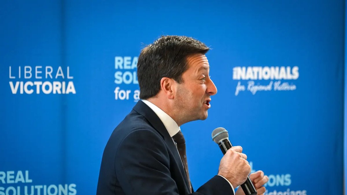 CaraMia200's tweet photo. #TheWrongGuy #MatthewGuy: More covidiot than leader. ONLY #Murdoch wants this little lap dog in power.
He’ll be amenable to fracking.
Only #LABOR is reversing #privatisation of #VicPower.
It’s freaking out the profiteering oligarchs!
#PowerBackToPeople #SpringSt #Auspol https://t.co/ZvdvbHiW6u