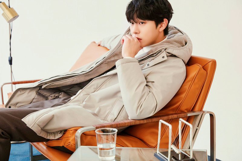 haneul0417's tweet photo. [★화보] 안효섭, 차분한 겨울 남자 변신 (출처 : 머니S | 네이버 TV연예) 

🔗https://t.co/uKdDenTQqu

#EDTIONSENSIBILITY #에디션센서빌리티 #에디션 #EDITION #2022FW #22WINTER #THESTUDIO #더스튜디오 #안효섭 #anhyoseop https://t.co/Llx0YBtfbg