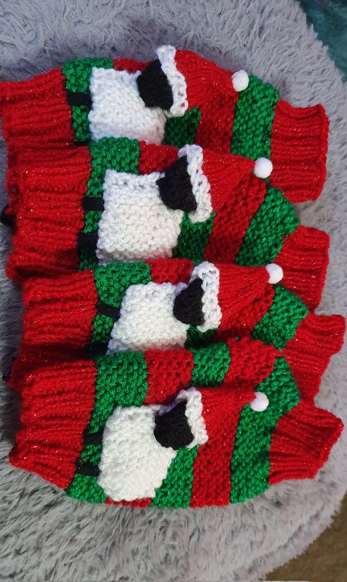Morning #elevenseshour my hand knitted Xmas 3D Sheep wristwarmers got posted to their new home yesterday..if you would like to sparkle this Christmas or as a stocking filler just click on 🎄🐏TheYorkshireGreySheep.co.uk