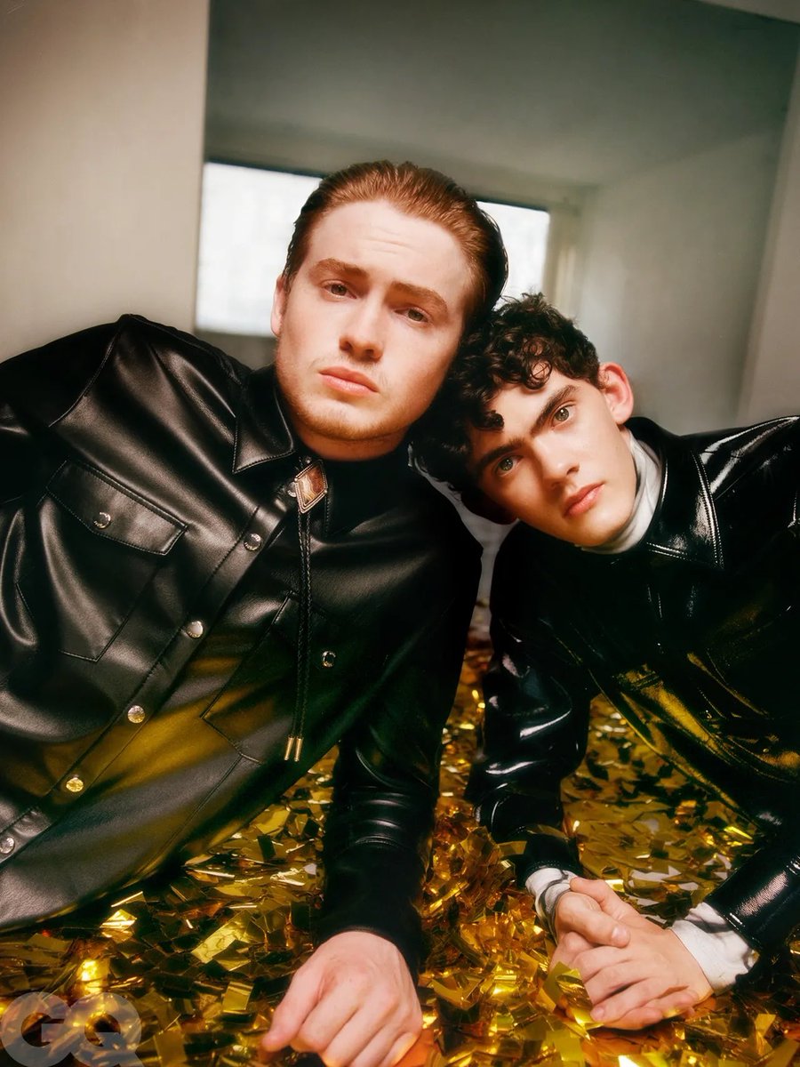 LockeUpdates's tweet photo. Joe y Kit para la revista "British GQ" https://t.co/W0V1oRxTiI