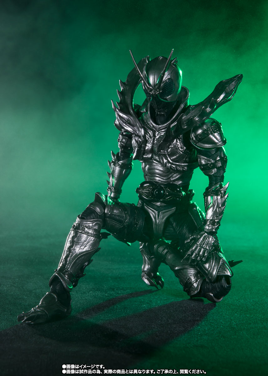 【即購入可】S.H.Figuarts 仮面ライダーSHADOWMOON\u0026秋月信彦