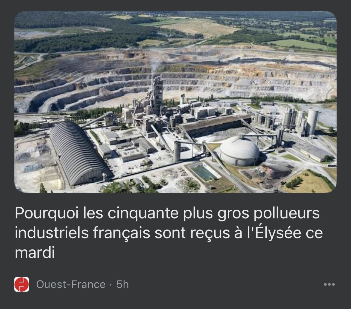 FlyinArno's tweet photo. Pour les féliciter ? https://t.co/CpC9n0uf2b