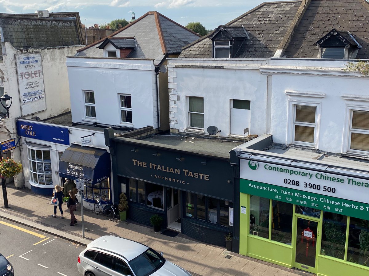 SOLD - FREEHOLD INVESTMENT
Comprising an attractive #retail unit with vacant residential upper sold on Victoria Road, Surbiton. If you have a commercial #property you would like to #sell, please do not hesitate to get in contact with us to discuss how we can assist.