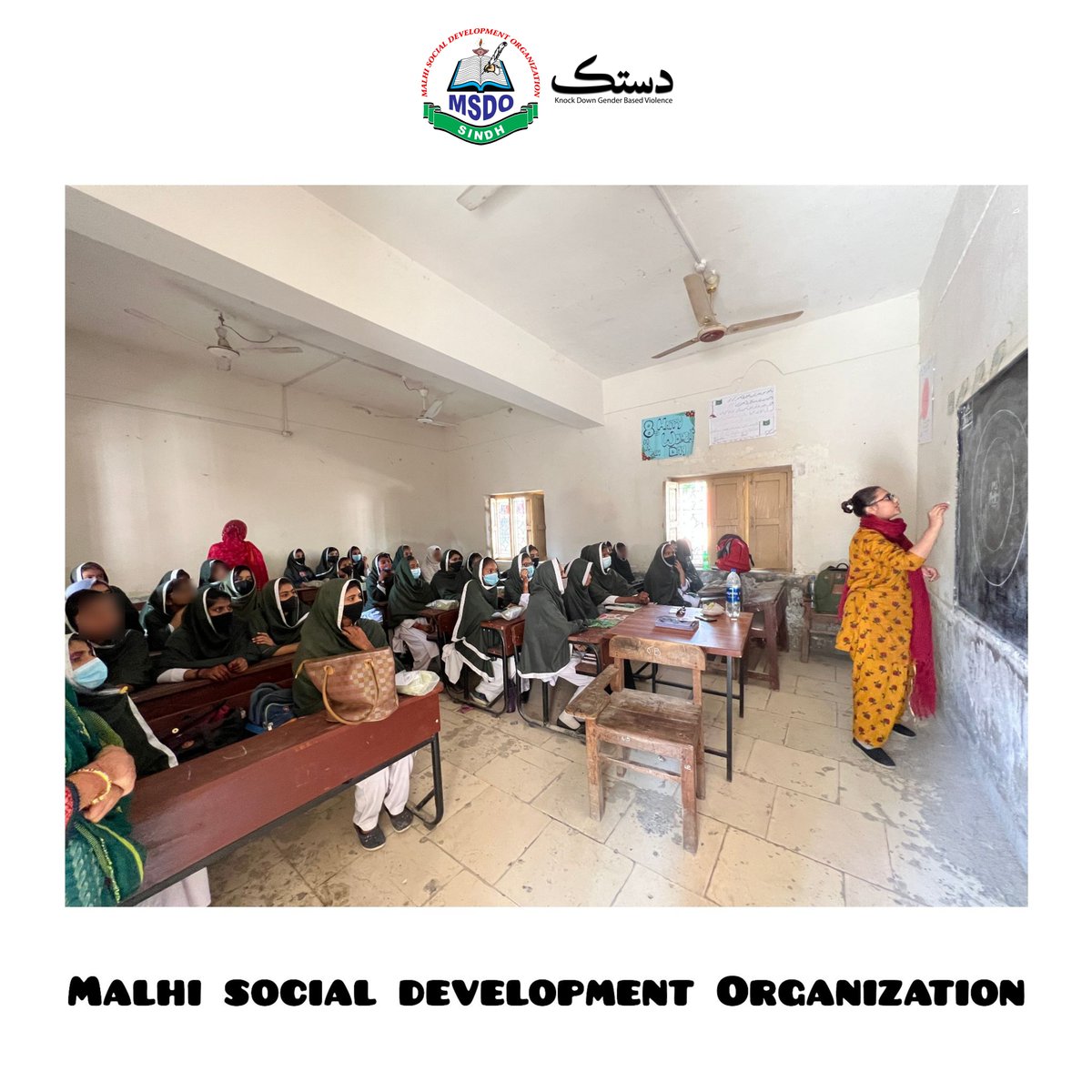 DevenderMalhi's tweet photo. The awareness workshop was attended by over 300 girls from classes IX, X, XI, and XII and besides that Hygiene Kits were also distributed among attendees.
#MSDOinSamaro #MSDOSindh #DASTAKFoundation #feminism #womenempowerment #IWD #WomensDay #Womenmatter #violenceagainstwomen https://t.co/T9CnoDKamt