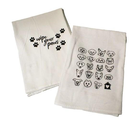 If you're getting a headstart on your holiday shopping, you won't want to miss the latest from the Dogs rule. store: dogsrulestore.com/collections/ne… 🛍️