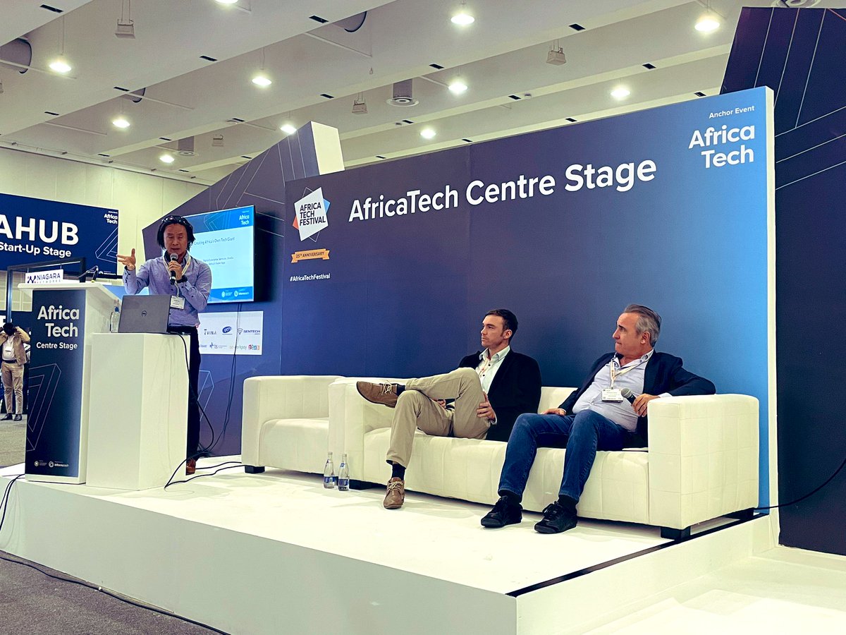 HeidiPatmore's tweet photo. Fireside Chat: Creating Africa’s Own Tech Giant with Joshua Raphael from Parket, @raphaeldana from @GozemAfrica and Adrian Ho from @OmdiaHQ at @africatechfest #AfricaTechFestival https://t.co/UYRrjN5Owi