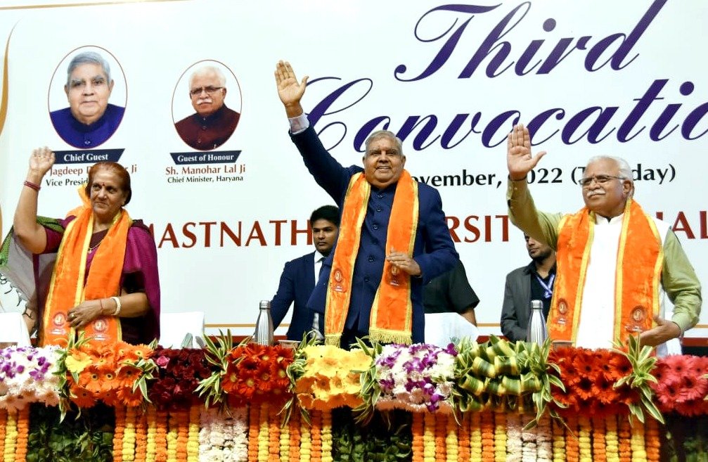 mlkhattar tweet picture