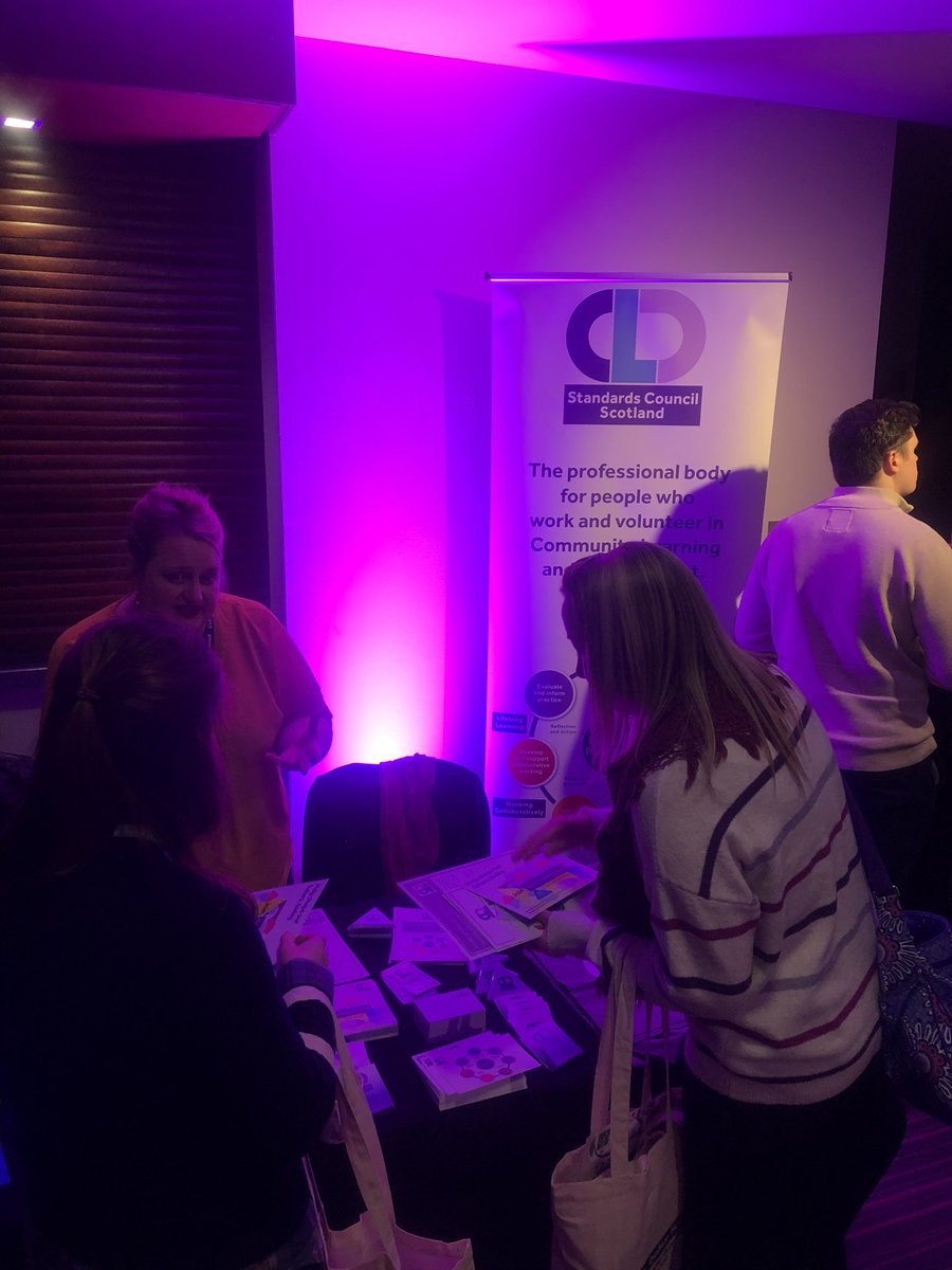 YouthLinkScot's tweet photo. Having a coffee? ☕️☕️ Check out our market place! Some amazing exhibitions taking place throughout the day for our #YLSConf22 Tackling Poverty: The Power of Youth Work to  Change Lives 👏😘 https://t.co/lAkjKeu4TC