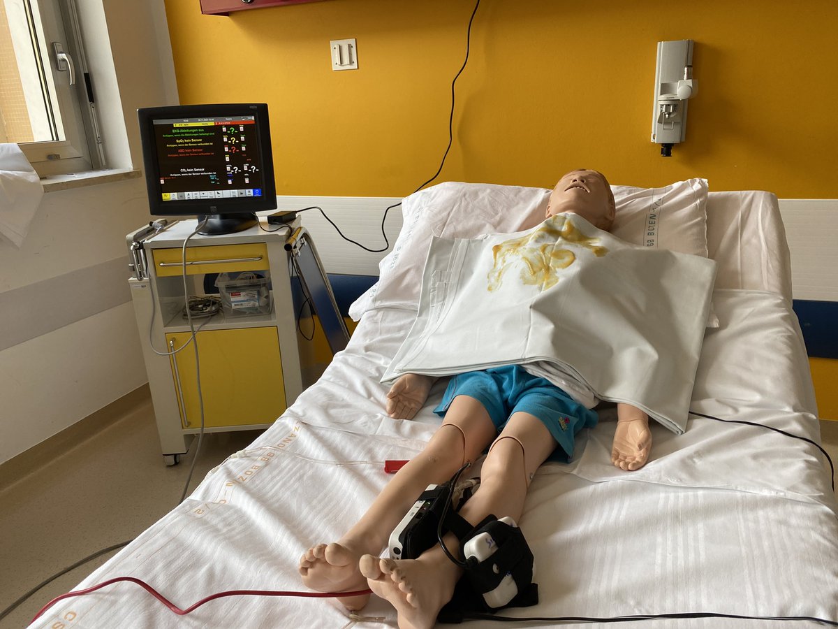 SRiscassi's tweet photo. Today π€©#pediatricsimulation #simulazioneinsitu #laerdal #schiller #welldone https://t.co/eZZEXSP6Hk