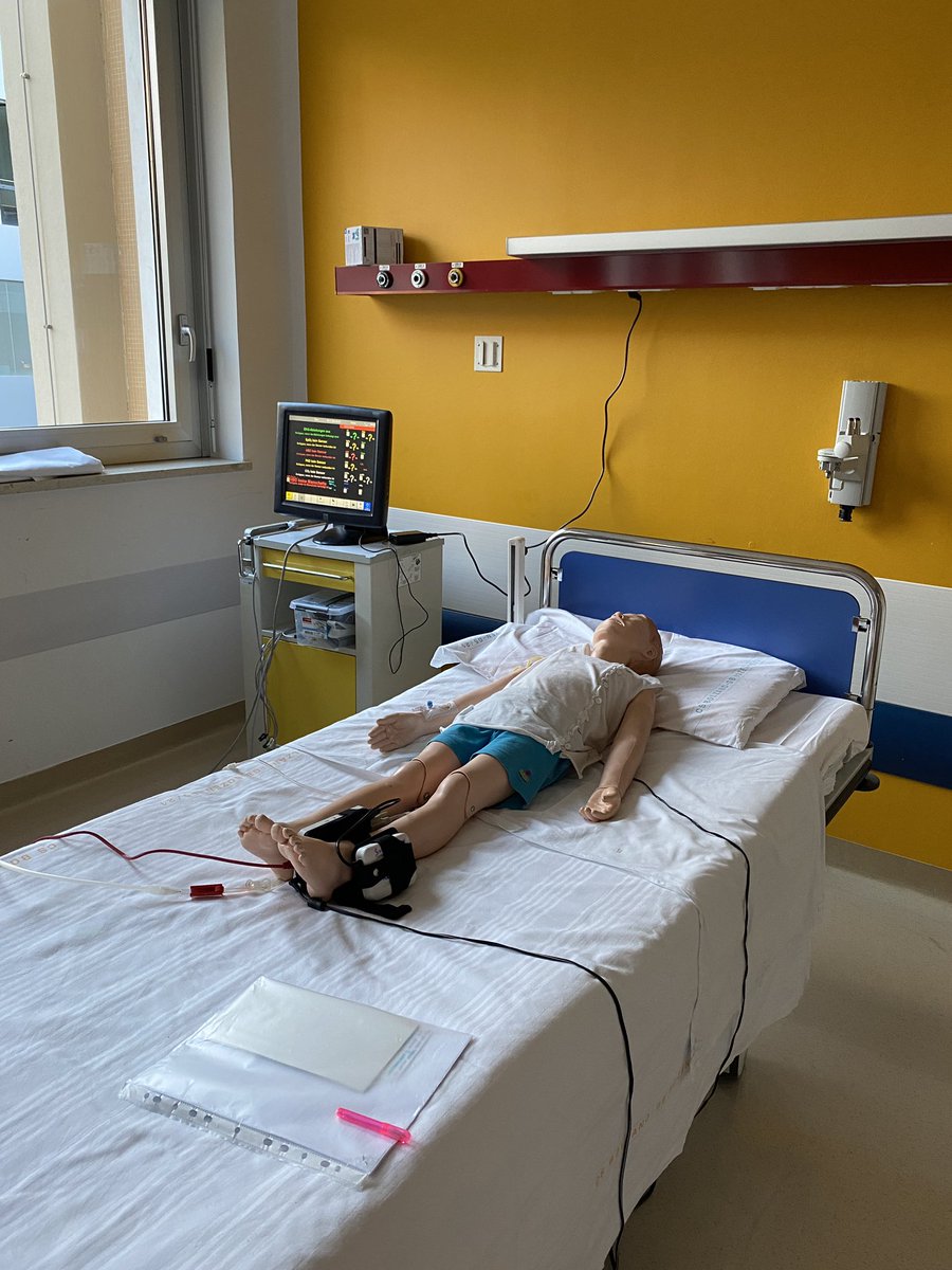 SRiscassi's tweet photo. Today π€©#pediatricsimulation #simulazioneinsitu #laerdal #schiller #welldone https://t.co/eZZEXSP6Hk