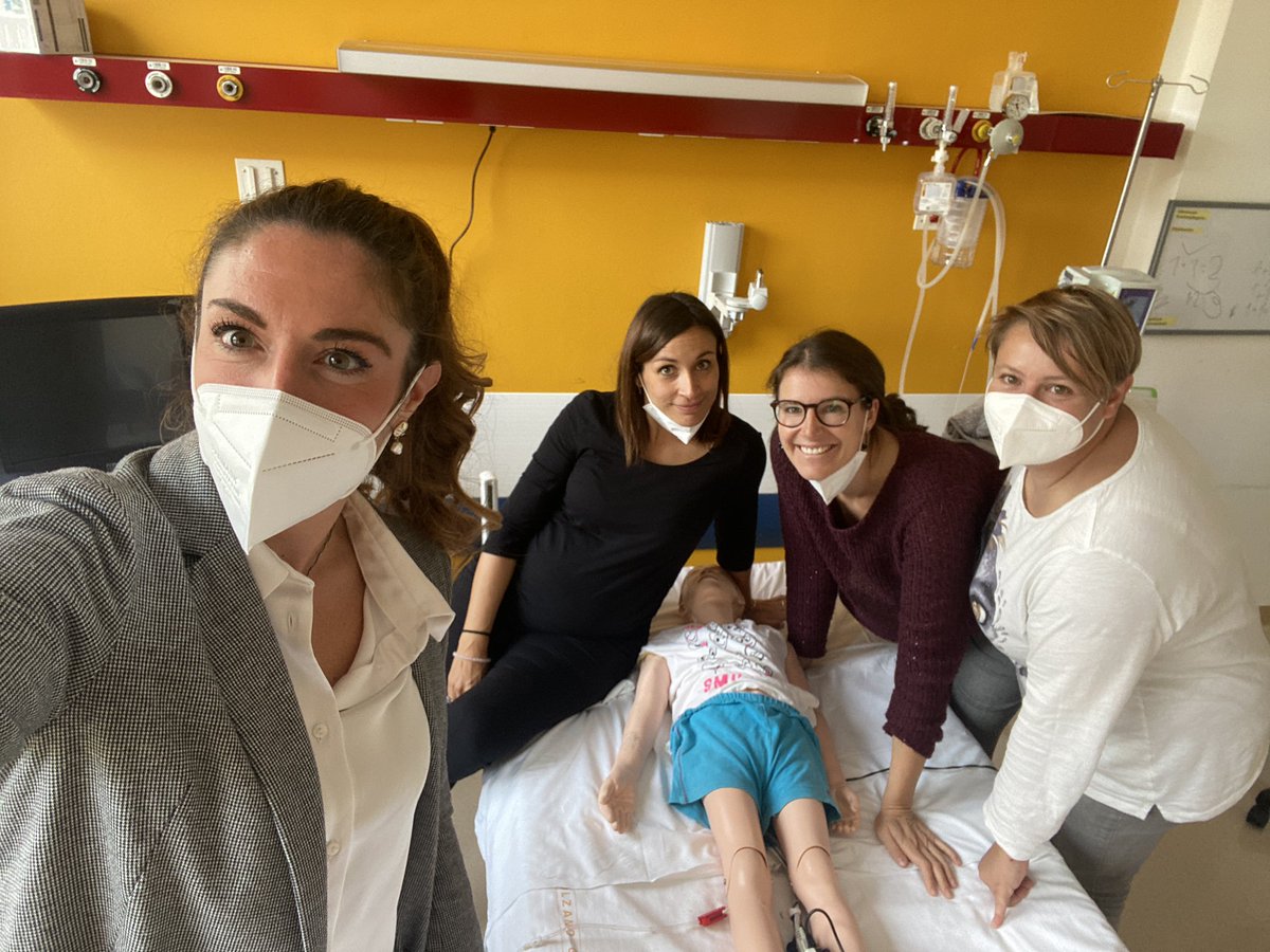 SRiscassi's tweet photo. Today π€©#pediatricsimulation #simulazioneinsitu #laerdal #schiller #welldone https://t.co/eZZEXSP6Hk