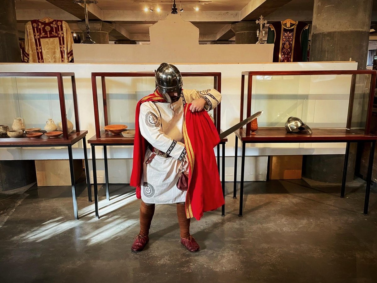 crypte_de's tweet image. Aankomende zondag is "Sint Maarten" ook in De Crypte! Hij vertelt u graag iets over zijn leven.

#SintMaarten #DeCrypte #Dialoogmuseum #Gennep