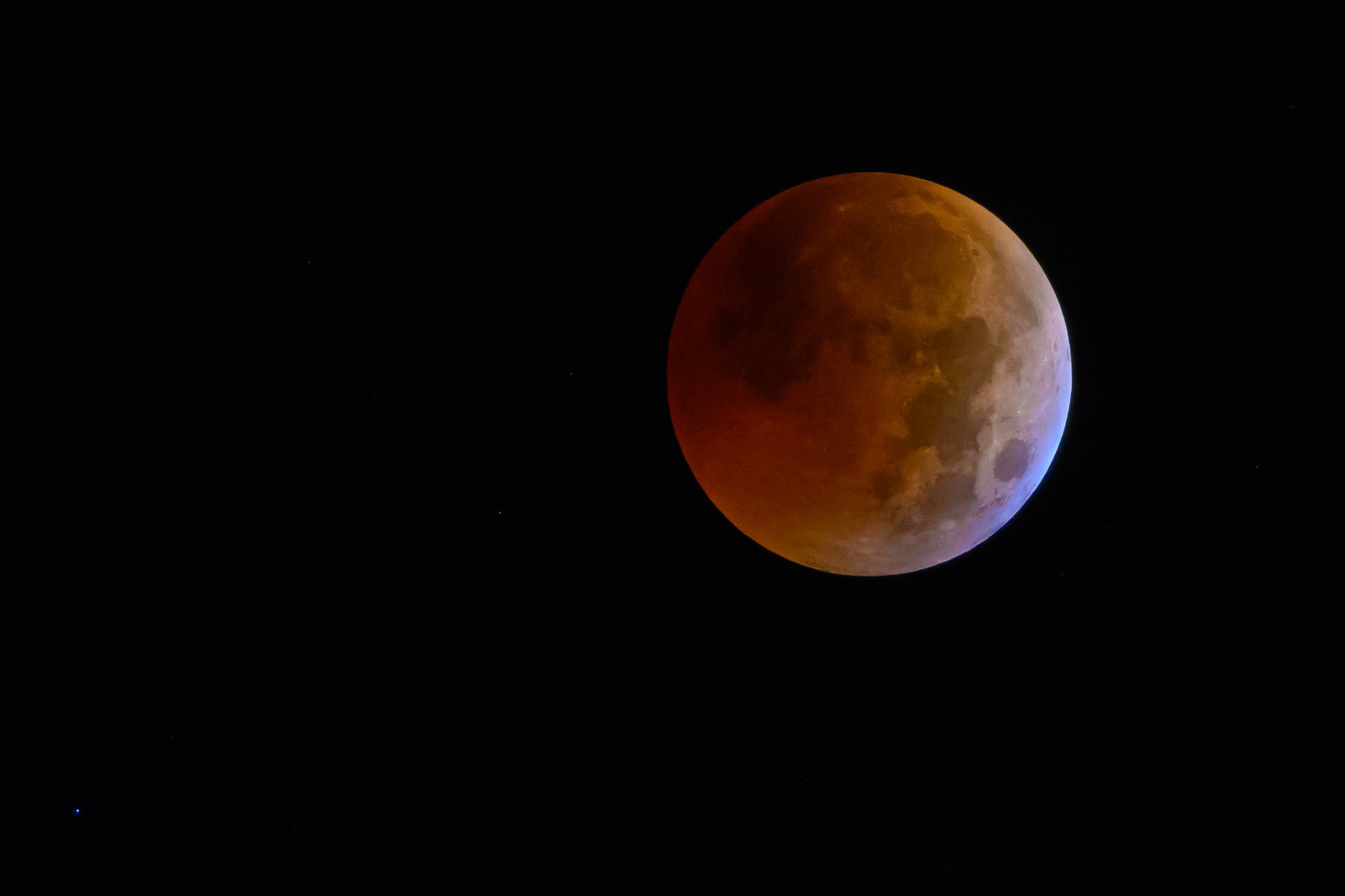 Mathieu LewisRolland on Twitter "The last total lunar eclipse until