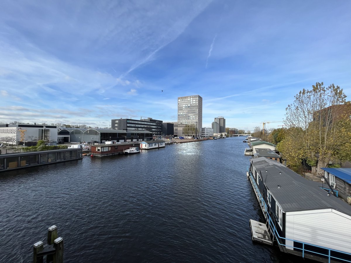 ralph_hendriks's tweet photo. Took a stroll around @Greenfluxinfo's new office location. Great to discover a new part of Amsterdam. https://t.co/naLJV0l4OS
