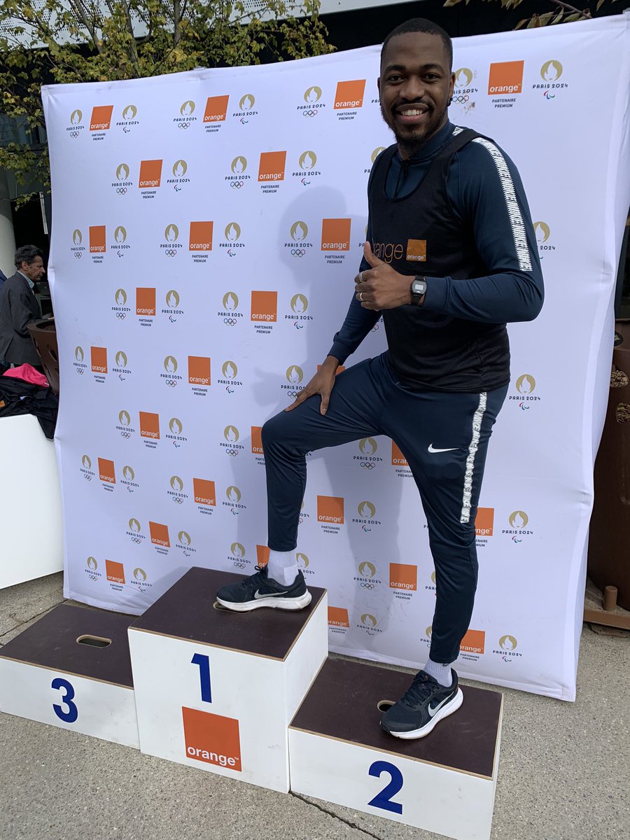 sylvie_moulie's tweet photo. Aujourd’hui, tous les sports sont à l’honneur à @Orange Gardens ⛳️ 🏀 🏃‍♀️🏉🐴 … Au pgrm : le collectif et l’entraînement avec @united_heroesFR @ShizenSporTruck : l’aventure ne fait que commencer 🧡 #ObjectifParis2024 🥇 #LifeAtOrange @jborsoni @MichaelTrabbia @christopherufin https://t.co/VDiSSjNhpR
