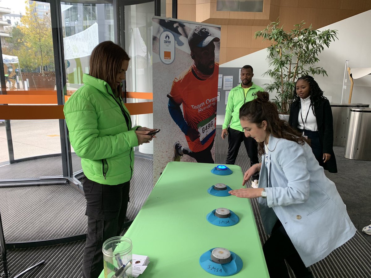 sylvie_moulie's tweet photo. Aujourd’hui, tous les sports sont à l’honneur à @Orange Gardens ⛳️ 🏀 🏃‍♀️🏉🐴 … Au pgrm : le collectif et l’entraînement avec @united_heroesFR @ShizenSporTruck : l’aventure ne fait que commencer 🧡 #ObjectifParis2024 🥇 #LifeAtOrange @jborsoni @MichaelTrabbia @christopherufin https://t.co/VDiSSjNhpR