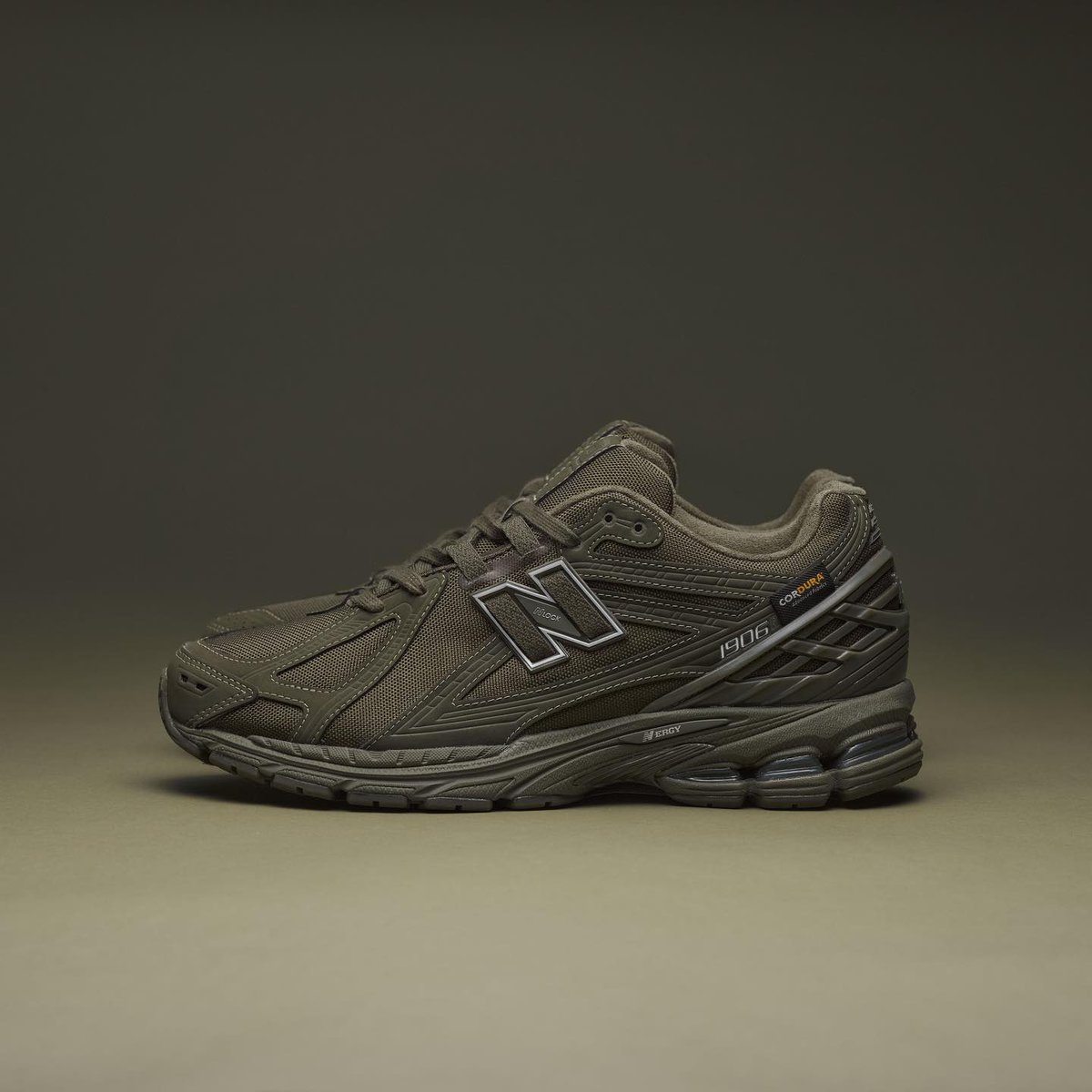 First Look: New Balance 1906D âProtection Packâ - Sneakers Release News
