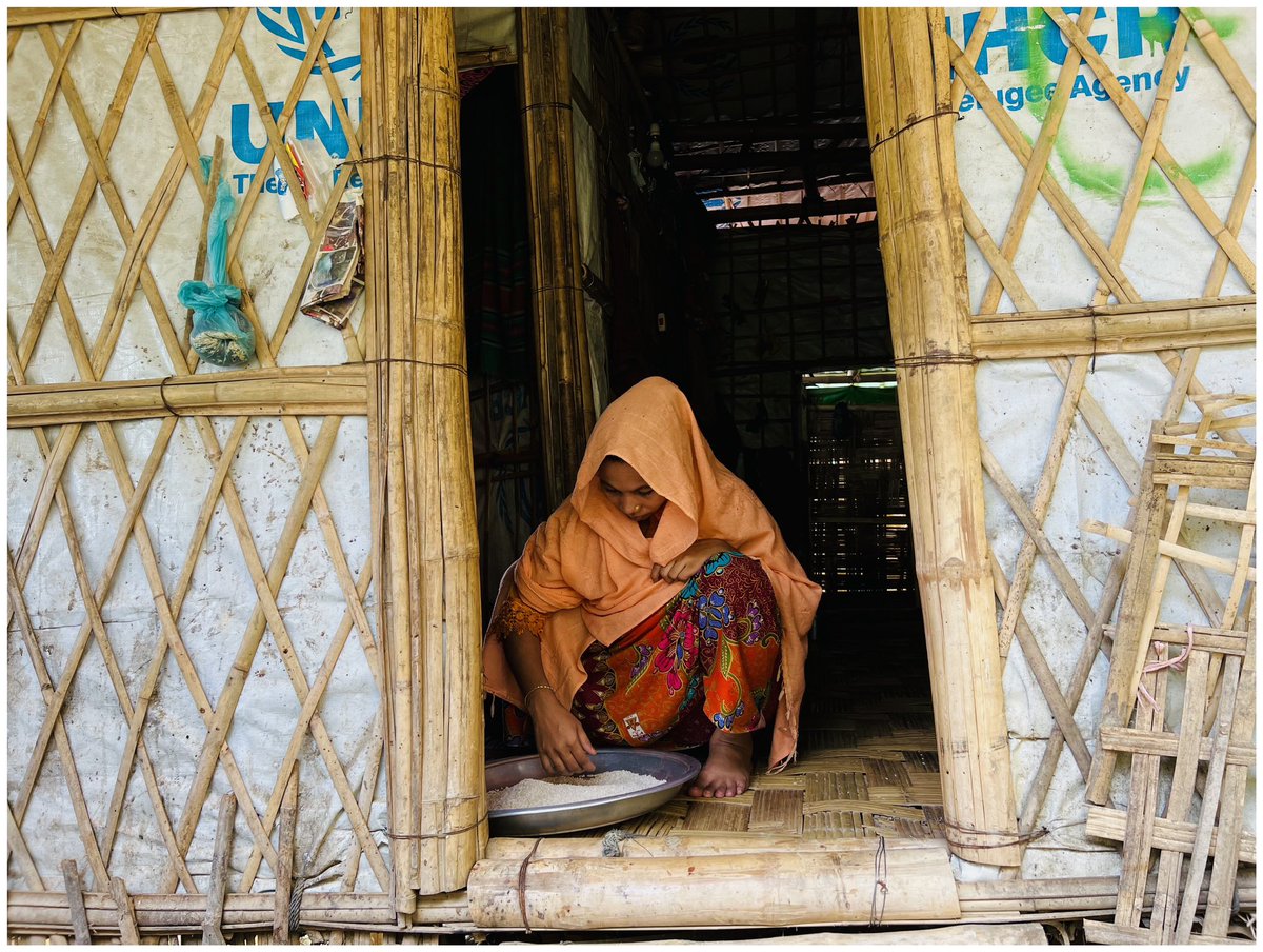 Rohima lives with two daughters as she was abandoned with two kids by husband. like her, many #women are facing the difficulties to survive and becoming hopeless in #rohingya camp. None to take care them except keeping hope on Almighty to survive. I wish they enjoy their lives.