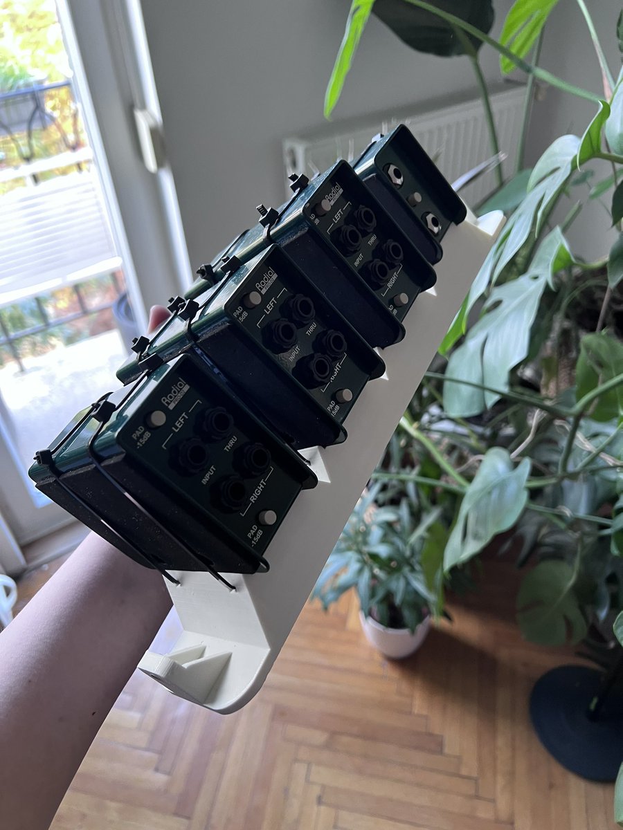 grafitomi's tweet photo. Practical print time!
Designed, printed and installed this custom @Radial_Eng D-Box holder to a stage box for a friend who plays in a band.
He plays on multiple keyboards and those converters needed to connect them to local stage equipment.
#3dprinting #practicalprint #music https://t.co/DDU4eVV123