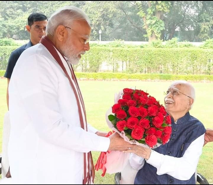 हमारे प्रेरणास्रोत, भाजपा के पूर्व राष्ट्रीय अध्यक्ष व पूर्व उप-प्रधानमंत्री माननीय श्री लालकृष्ण आडवाणी के जन्मदिन पर हार्दिक शुभकामनाएं.!

#ShriLalKrishnaAdvani 
@BJP4India
@BJP4MP
@BJP4UmariaMP 
#BJP4Bandhavgarh