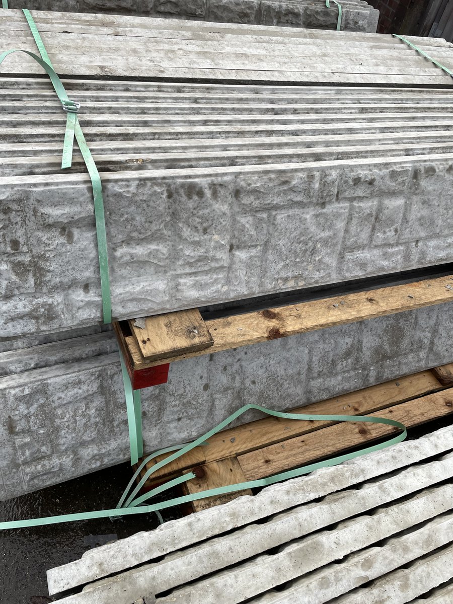 SawmillUk's tweet photo. βΌοΈ CONCRETE POSTS & GRAVEL BOARDS IN STOCK βΌοΈ
10% discount online and instore using code: SAW10
Post sizes available - 5'9", 6'9", 7'9", 8'9" & 9'9"
Gravel boards available in Rock-faced or Smooth
01924 374 953
Order online https://t.co/YllAYPETdw
#concreteposts #gravelboards https://t.co/zxnoybXyNH