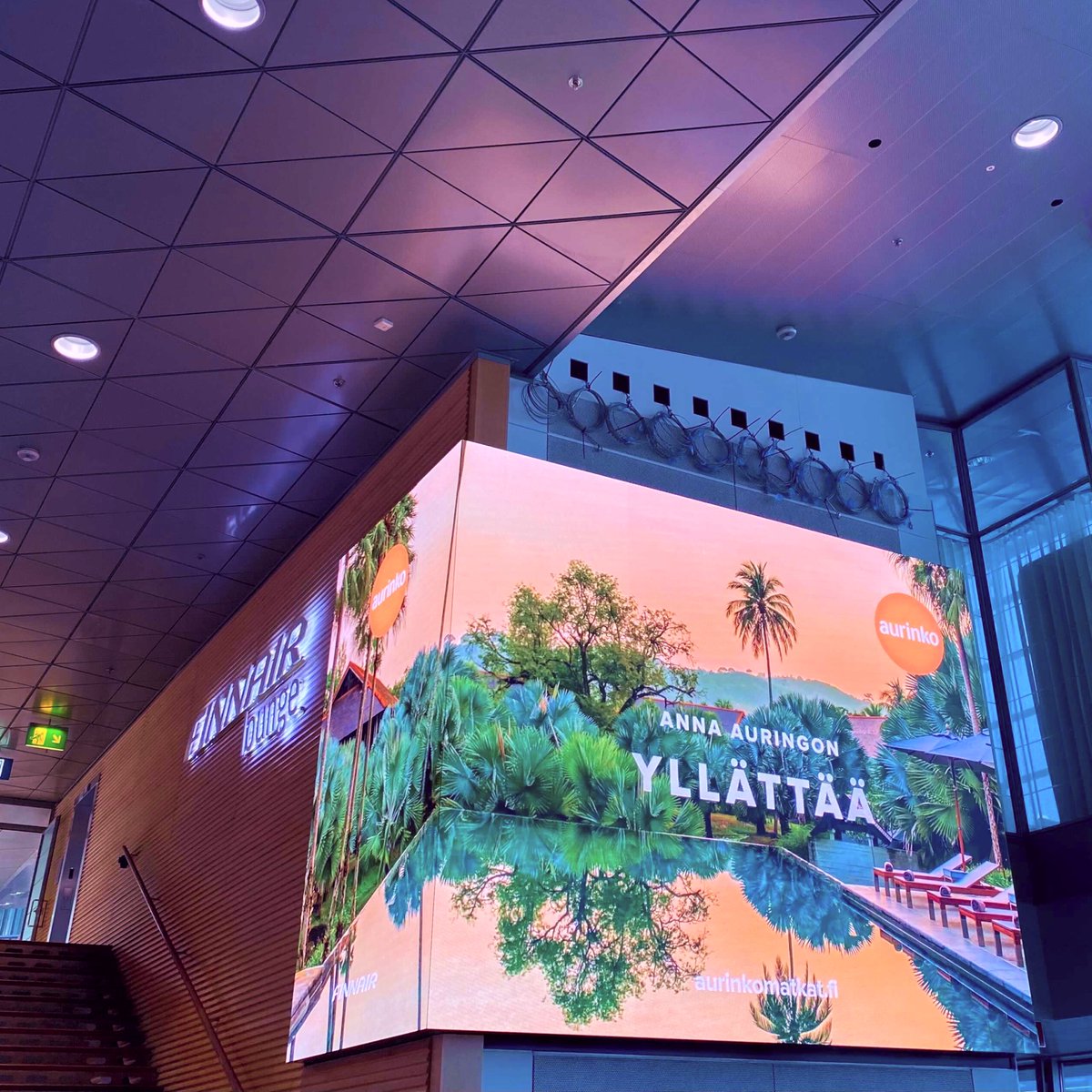 hypercellai's tweet image. A big thanks to our friends at @ClearChannelFI for inviting us to @HelsinkiAirport to experience the future of airport advertising! 🛫

Getting real-time ad impressions all around the clock is one of the key benefits we provide for airport advertising companies. 🧑‍💻
