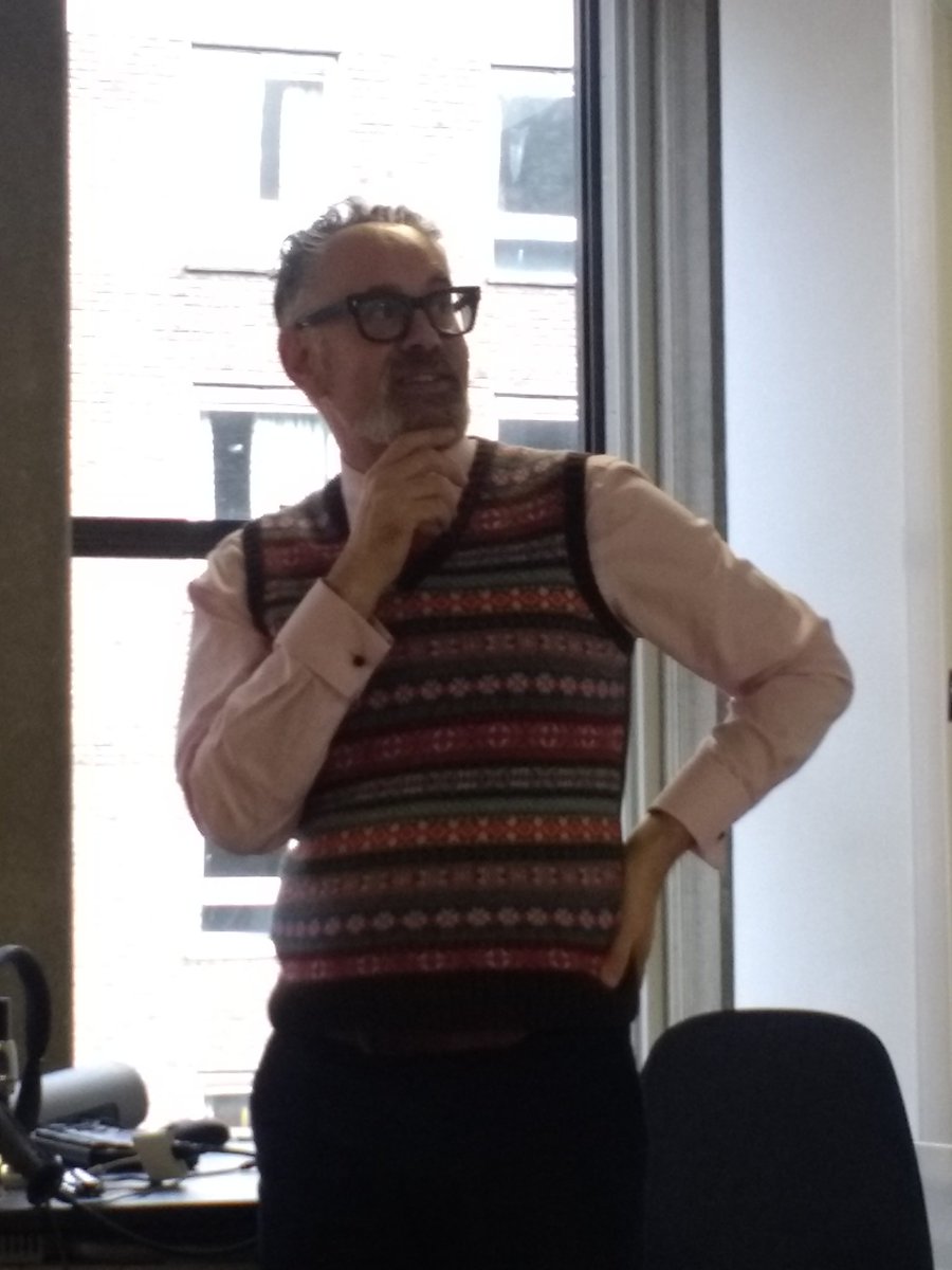 BCAphasia's tweet image. Lightening talk 2 from Steven Bloch @steven_bloch on conversations with and for health and social care professionals #BetterConversationsLab