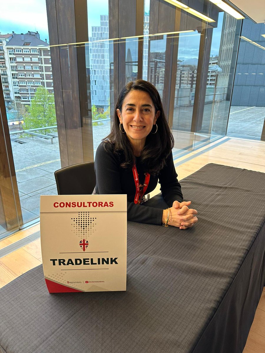 TradelinkConsUK's tweet photo. Otro año más, he tenido el gusto de participar en el Día de la Internacionalización de #Navarra. Muchas gracias, @internac_na por invitarme. Un placer dar apoyo a las empresas navarras interesadas en introducirse en el #mercado #británico. 
#productosnavarros #productsfromnavarra https://t.co/gZAT1AFWAF