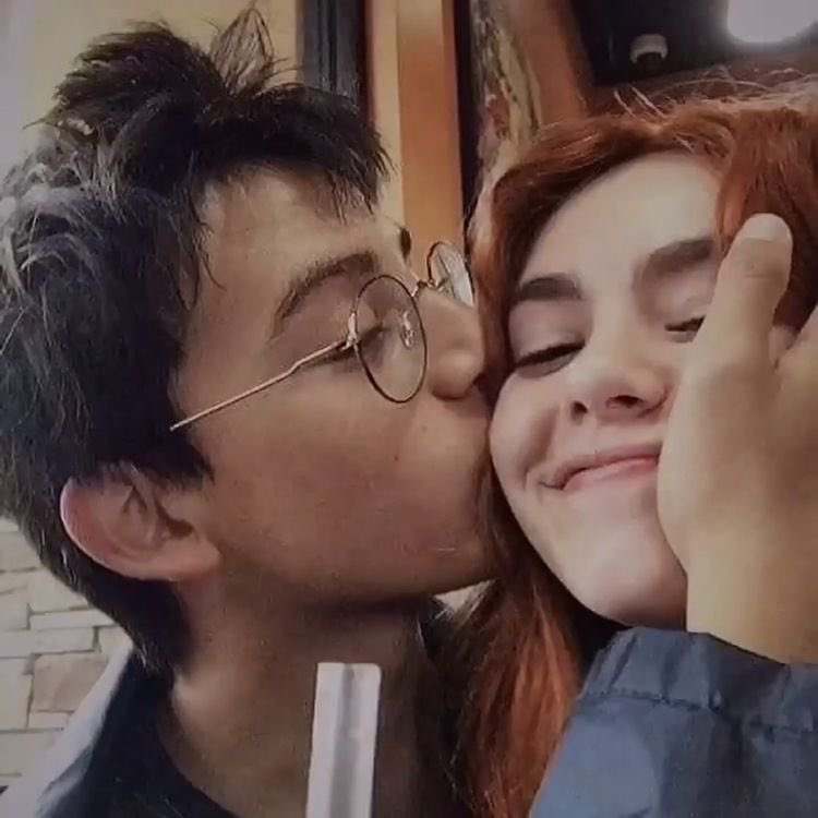 EstrelladahM11's tweet image. 🚨🚨SE BUSCA OTP 🚨🚨

Harry Potter x Ginny Weasley 

•  16/15 años (O más). 
• Sexto y Quinto año- Post- Hogwarts. 
• Trama a desarrollar a partir del sexto año de Harry. 
•  FC a elección.
• Rol medio-extenso a ser posible.

               ¿RT?